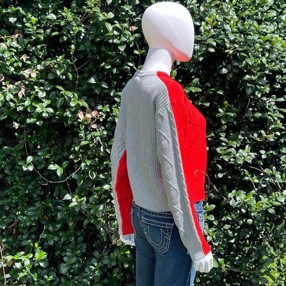 NWT Colorblack Cableknit Scarlet & Heather Grey Crew Neck Sweater - Picture 4 of 9